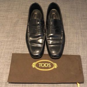 Tod’s Black Leather Size 8 Men’s Loafers